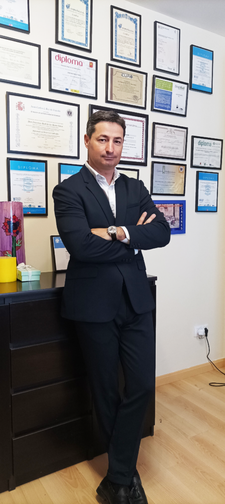raúl de las heras asesor